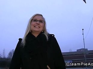 Blonde gets cunt creampie outdoor pov